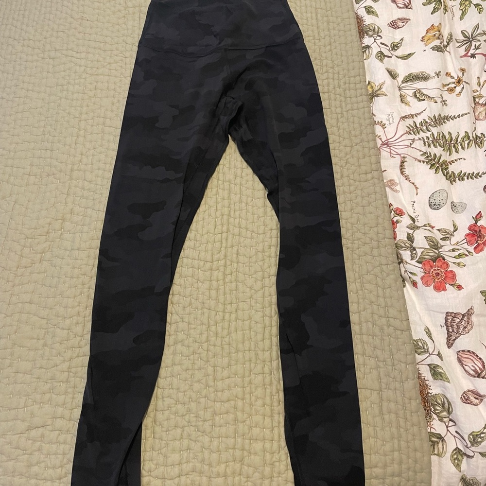 Black Camo Align Leggings